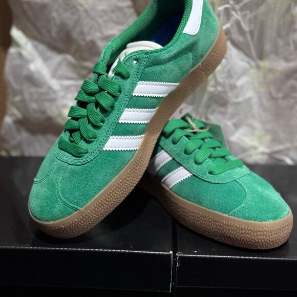 Adidas Shoes - Adidas gazelle fashion Women sneakers